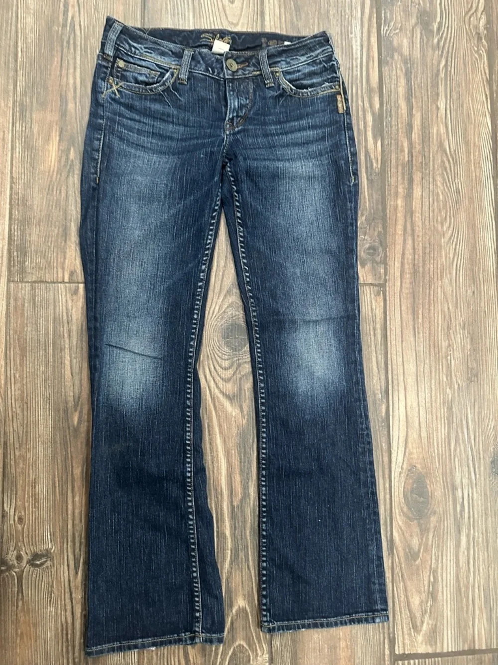 Silver Jeans Dark Wash Toni Low Rise Y2K Bootcut Rodeo Western Embroidered Pocke